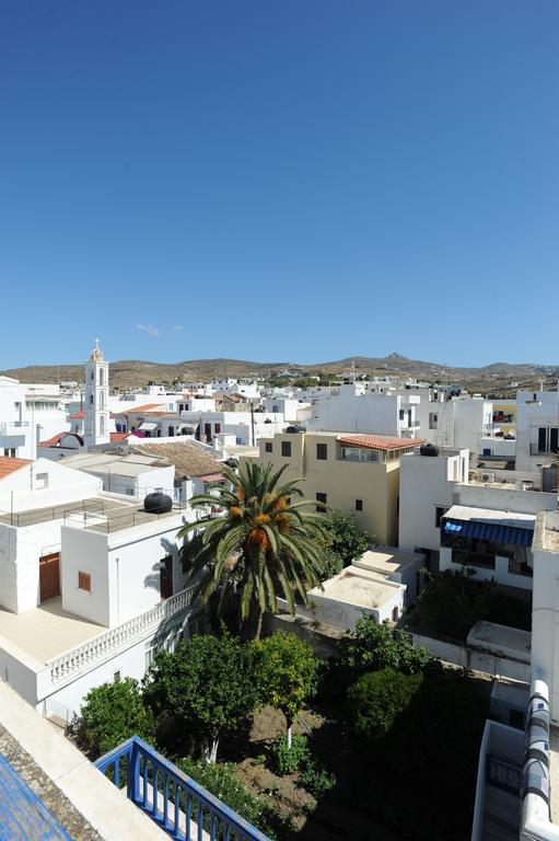 Delfinia Hotell Tínos Rum bild